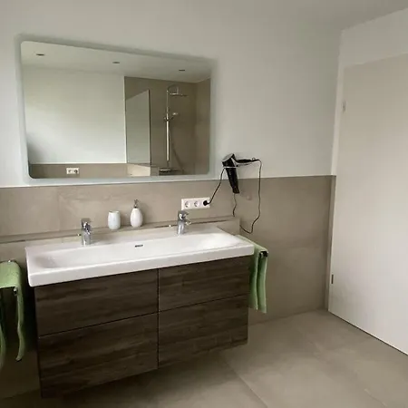 Basler - Het Kleine Vakantiegeluk בית נופש *